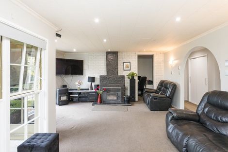 Photo of property in 77 Grove Road, Ashhurst, Palmerston North, 4470