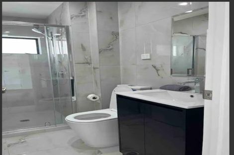 Photo of property in 166b Rathgar Road, Henderson, Auckland, 0610