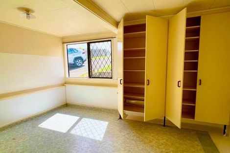 Photo of property in 38 Oriana Avenue, Lynfield, Auckland, 1042