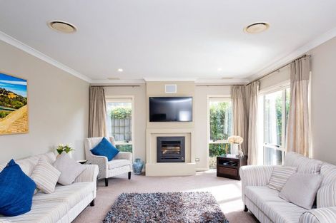 Photo of property in 2 Akaroa Road, Poraiti, Napier, 4112