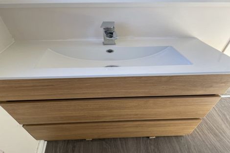 Photo of property in 1/66 Nile Road, Milford, Auckland, 0620