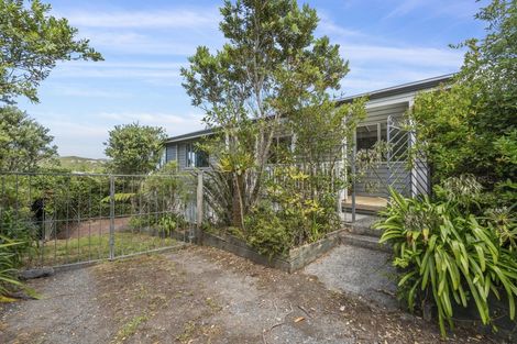 Photo of property in 79 Percy Dyett Drive, Karori, Wellington, 6012