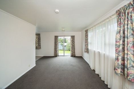Photo of property in 1/117 Seaview Road, Westown, New Plymouth, 4310