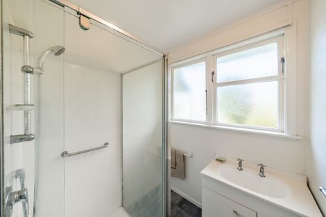 Photo of property in 125 Sievers Grove, Cannons Creek, Porirua, 5024