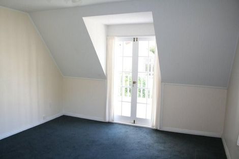 Photo of property in 38 Ngaio Road, Kelburn, Wellington, 6012