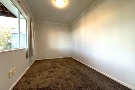 Photo of property in 7 Mcfetridge Place, Hillcrest, Auckland, 0627