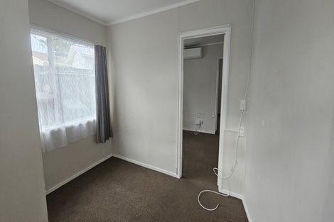 Photo of property in 326 Roscommon Road, Clendon Park, Auckland, 2103