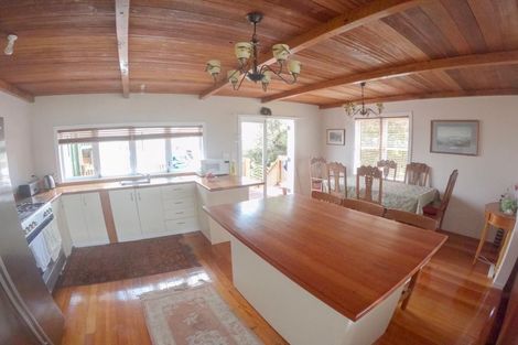 Photo of property in 897 East Coast Road, Kaiaua, Pokeno, 2473