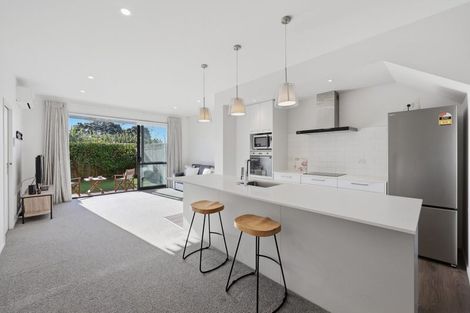 Photo of property in 27 Carder Court, Hobsonville, Auckland, 0618