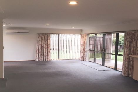 Photo of property in 4 Aztec Place, Redwood, Christchurch, 8051
