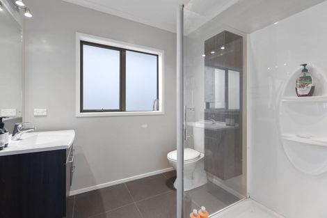 Photo of property in 233 King Road, Inglewood, 4386