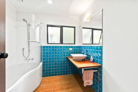 Photo of property in 91 Doves Bay Road, Kerikeri, 0294