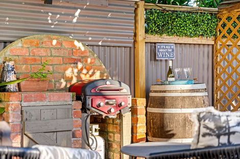 Photo of property in 436 Aberdeen Road, Gisborne, 4010