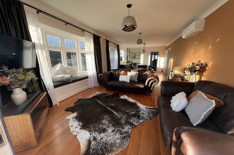 Photo of property in 1 George Hawkins Way, Martinborough, 5711