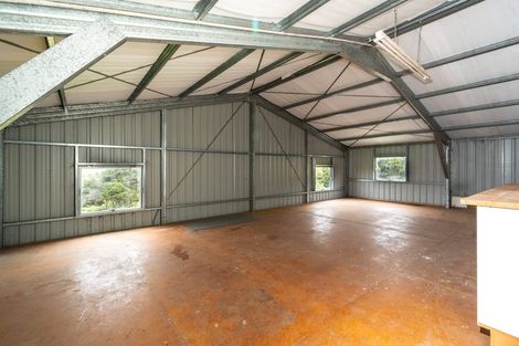 Photo of property in 97 Arrowsmith Road, Waitakere, Henderson, 0782