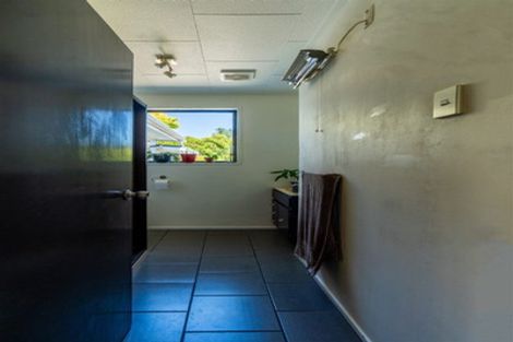 Photo of property in 22 Chatham Street, Waihola, Milton, 9073