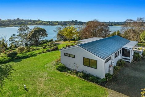 Photo of property in 75 Kutarere Wharf Road, Kutarere, Opotiki, 3198