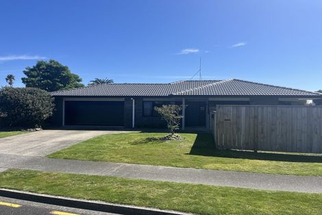 Photo of property in 51 Pacific View Road, Papamoa Beach, Papamoa, 3118