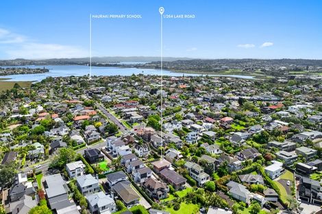 Photo of property in 1/264 Lake Road, Hauraki, Auckland, 0622