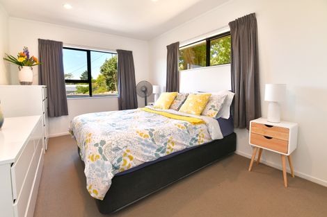 Photo of property in 360a Whangaparaoa Road, Stanmore Bay, Whangaparaoa, 0932
