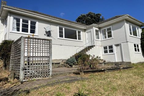 Photo of property in 22 Duncan Street, Tawa, Wellington, 5028