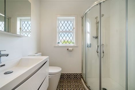 Photo of property in 1/21 Stanley Avenue, Milford, Auckland, 0620