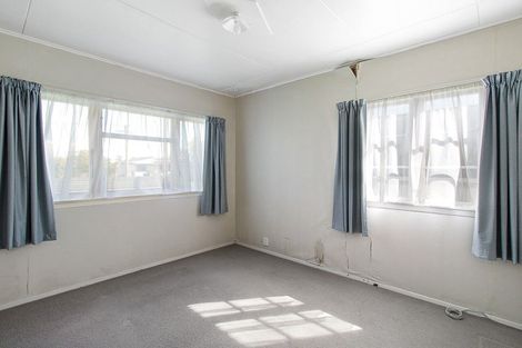 Photo of property in 11 Linklater Avenue, Foxton Beach, Foxton, 4815