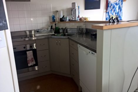 Photo of property in 74 Nairn Street, Mount Cook, Wellington, 6011