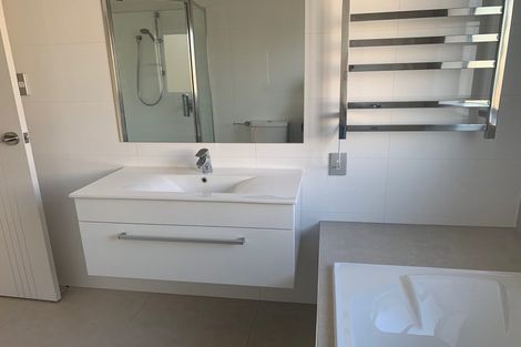 Photo of property in 149a Deep Creek Road, Torbay, Auckland, 0630