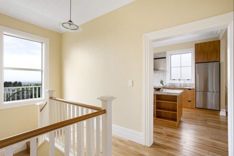 Photo of property in 4 Granville Terrace, Belleknowes, Dunedin, 9011