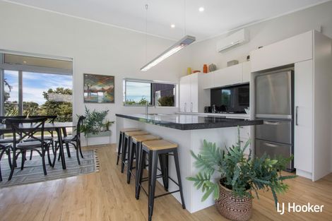 Photo of property in 22 Surfers Avenue, Waihi Beach, 3611