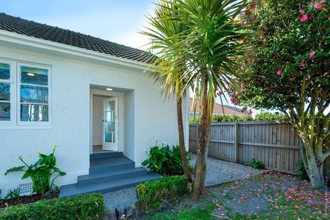 Photo of property in 3 Huia Street, Riccarton, Christchurch, 8041