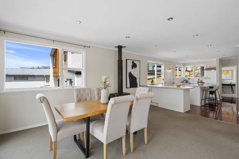 Photo of property in 1/52 Beulah Avenue, Rothesay Bay, Auckland, 0630