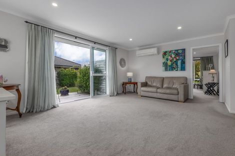 Photo of property in 27 Waipunahau Road, Waikanae, 5036