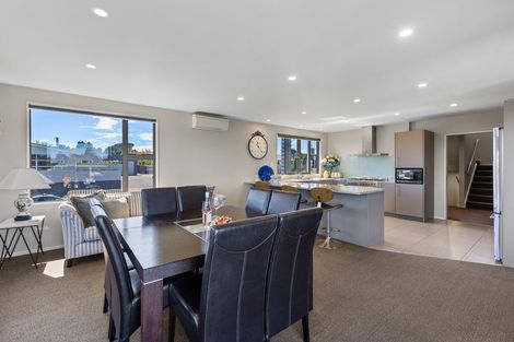 Photo of property in 189 Heta Road, Highlands Park, New Plymouth, 4312