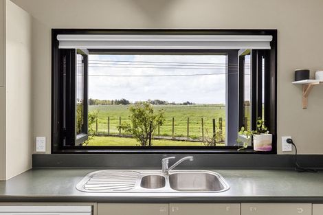 Photo of property in 9 Virginia Grove, Milson, Palmerston North, 4414