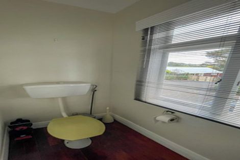 Photo of property in 87d Kaurilands Road, Titirangi, Auckland, 0604