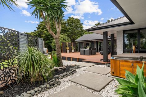 Photo of property in 33 Tesoro Way, Parahaki, Whangarei, 0112