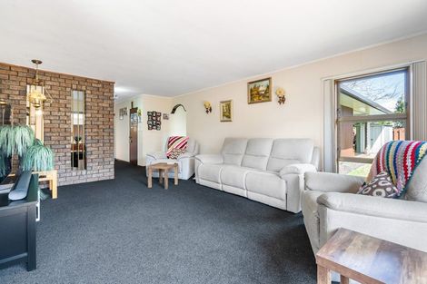 Photo of property in 17 Clarkson Crescent, Maunu, Whangarei, 0110