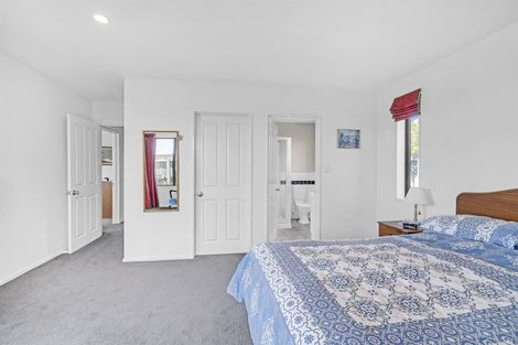 Photo of property in 12 Highwood Lane, Burnside, Christchurch, 8053