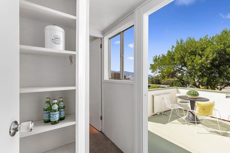 Photo of property in 167a Sutherland Road, Lyall Bay, Wellington, 6022