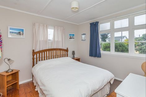 Photo of property in 13 Rangitane Street, Himatangi Beach, Foxton, 4891
