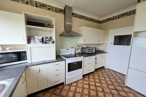 Photo of property in 2 Avon Street, South Hill, Oamaru, 9400