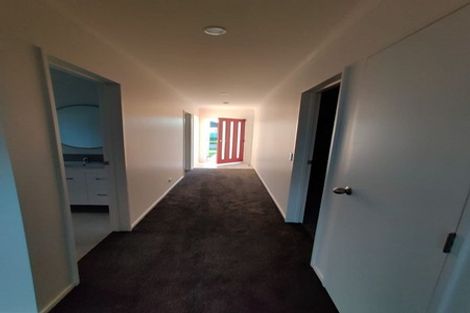 Photo of property in 23 Kapowai Boulevard, Takanini, 2112