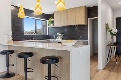 Photo of property in 7 Grey View Grove, Rangiora, 7400