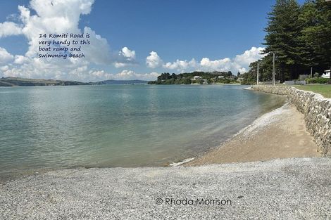 Photo of property in 14 Komiti Road, Tinopai, Matakohe, 0593