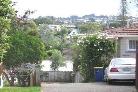 Photo of property in 1/59 Browns Bay Road, Browns Bay, Auckland, 0630