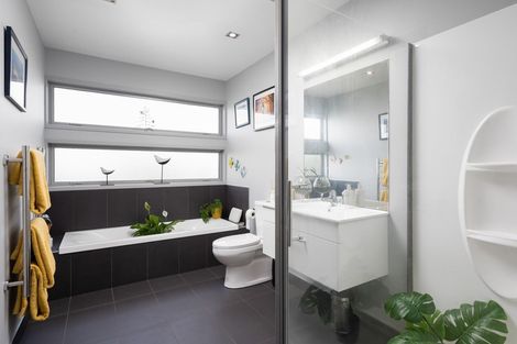 Photo of property in 9 Nottinghill Drive, Springlands, Blenheim, 7201