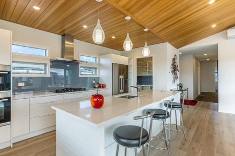 Photo of property in 2 Uku Way, Wharewaka, Taupo, 3330