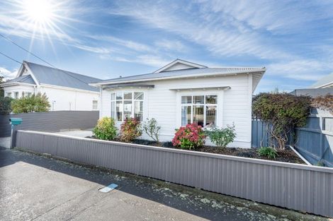 Photo of property in 18 Richmond Street, Forbury, Dunedin, 9012